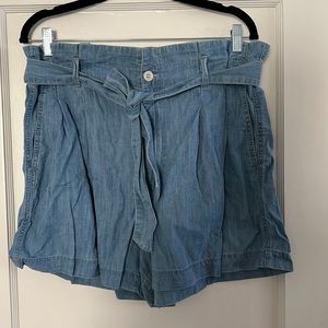 Madewell high-waisted chambray shorts